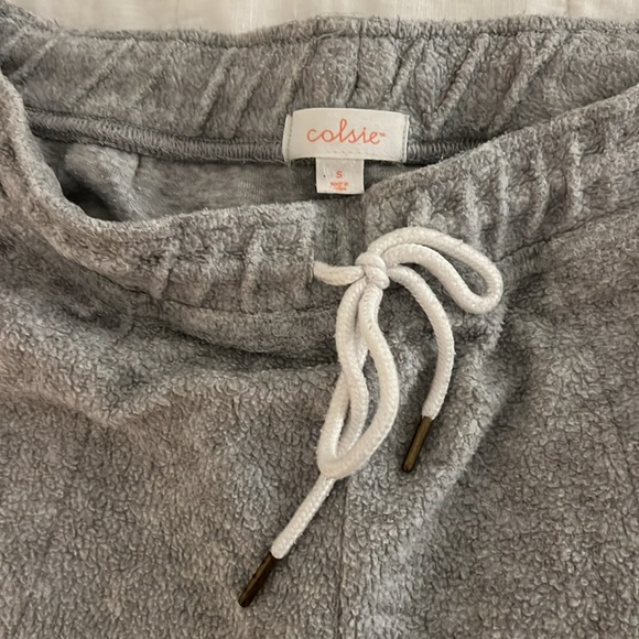 Colsie jogger sweatpants - Picture 2 of 3